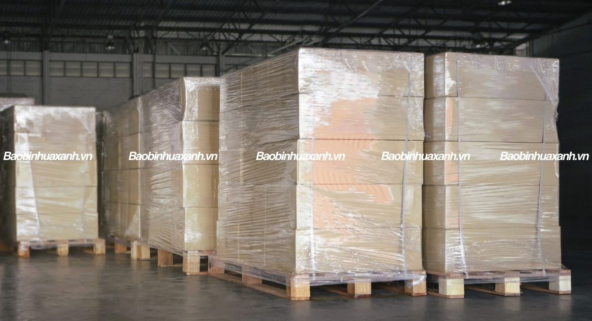 Màng chít quấn hàng