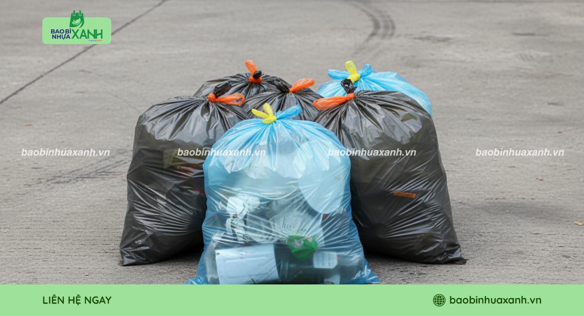 Mẫu túi đựng rác có dây rút size lớn