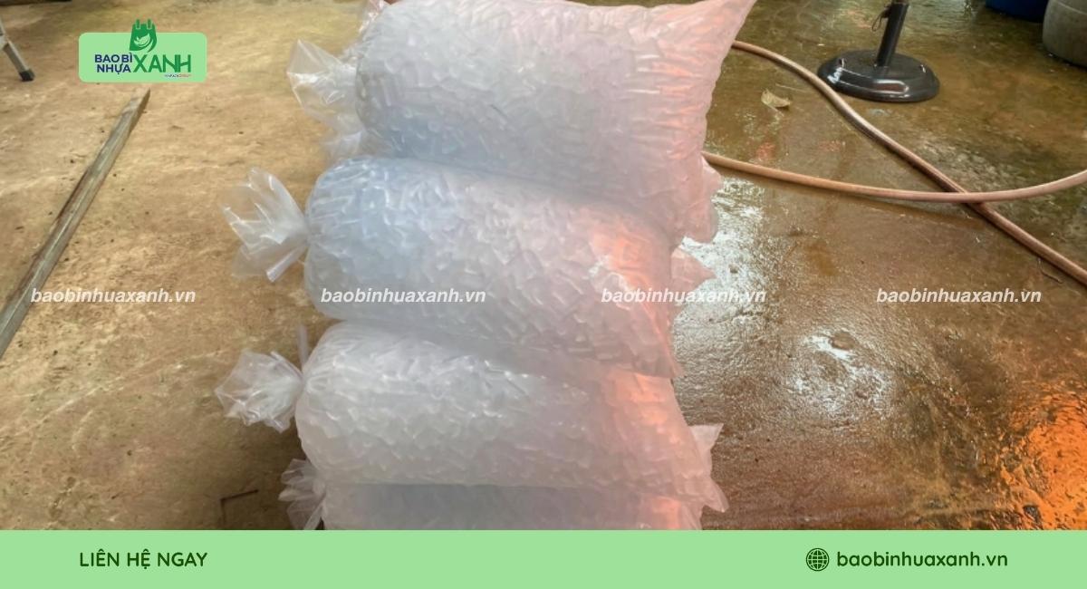 Mẫu túi đựng nước đá viên chịu được lực tốt