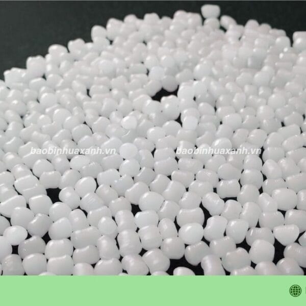 Nhựa HDPE Là Gì? Những Điều Doanh Nghiệp Cần Biết Trước Khi Lựa Chọn