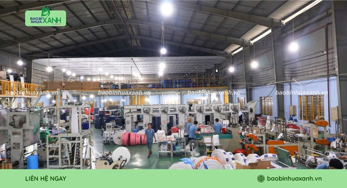 Xưởng Bao Bì Nhựa Xanh chuyên sản xuất túi nilon với nhiều kích thước