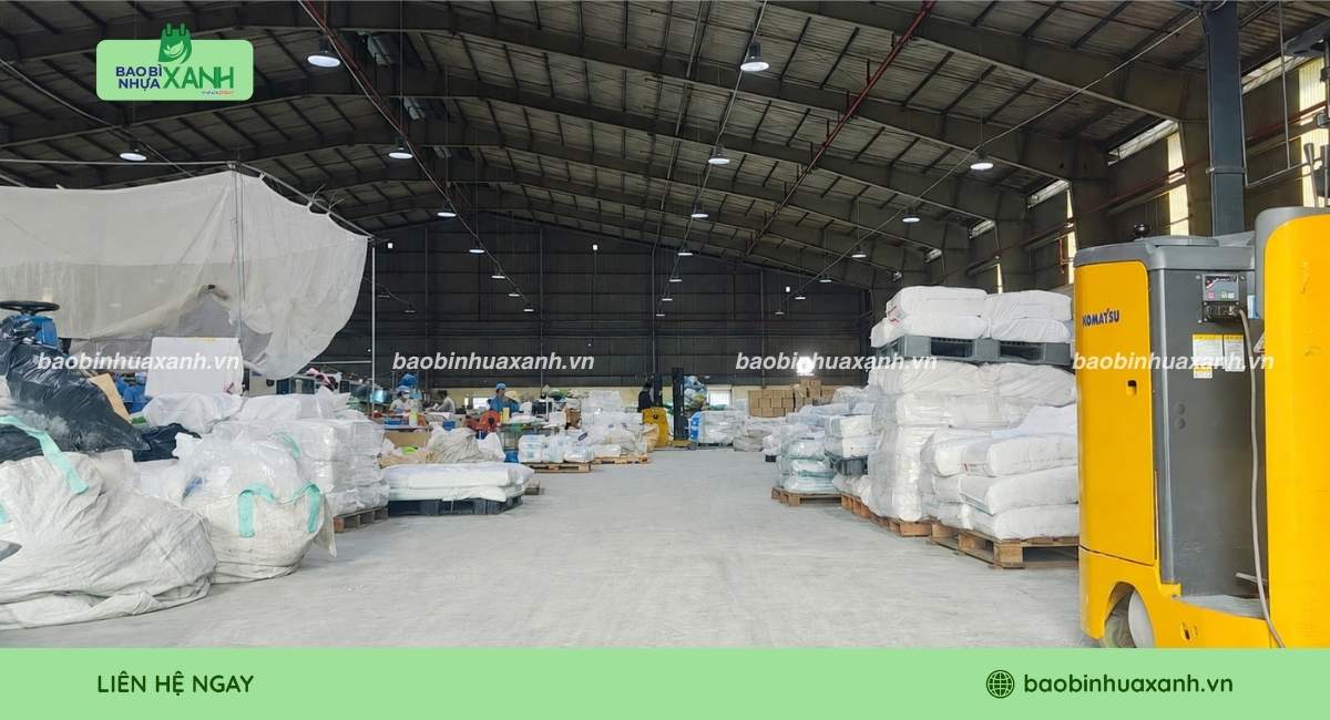 Xưởng Bao Bì Nhựa Xanh chuyên sản xuất túi đựng son