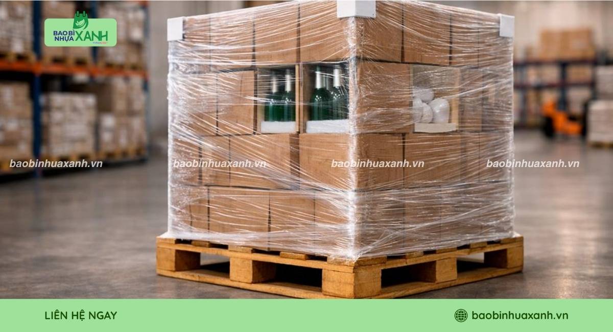 Màng PE dùng để quấn pallet